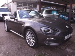 Bronze Used 2016 Fiat 124 Spider Lusso Plus Cabriolet | £9,875 (Fair price)