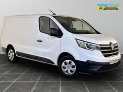 White Used 2023 Renault Trafic Business Van | £12,795 (Super price)