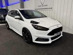 White Used 2018 Ford Focus ST Hatchback | £12,749 (Super price)