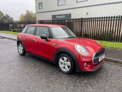 Red Used 2016 Mini One D Hatch Hatchback | £4,695 (Good price)