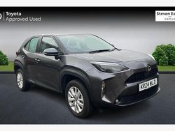 Used 2025 Toyota Yaris Hybrid Estate | £22,025 (Good price)