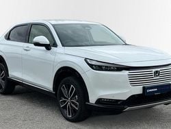 Premium platinum white New 2025 Honda HR-V Advance SUV | £30,800 (Fair price)