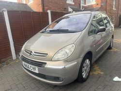 Beige Used 2006 Citroën Xsara Picasso Exclusive MPV | £1,150 (Good price)