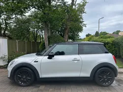 Silver Used 2015 Mini Cooper Hatch Hatchback | £5,495 (Super price)