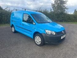 Blue Used 2011 VW Caddy Maxi MPV | £3,895 (Fair price)