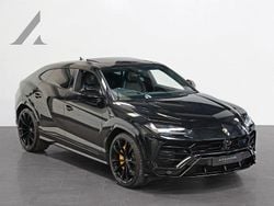 Black Used 2021 Lamborghini Urus SUV | £175,995 (Fair price)
