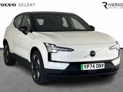 White New 2024 Volvo EX30 Performance SUV | £32,390 (Super price)