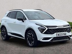 White Used 2023 Kia Sportage 4 SUV | £26,375 (Good price)