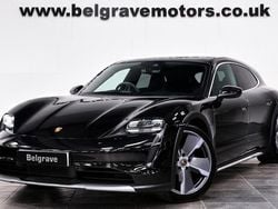 Black Used 2022 Porsche Taycan Cross Turismo Sedan | £54,225 (Super price)