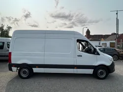 White Used 2018 Mercedes Sprinter Van | £10,990 (Fair price)