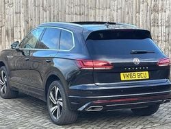 Used 2023 VW Touareg R-line SUV | £25,599 (Super price)