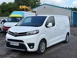 White Used 2018 Toyota Proace Comfort Van | £6,495 (Fair price)