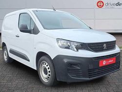 White Used 2023 Peugeot Partner Premium Van | £10,208 (Fair price)