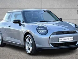 Silver Used 2024 Mini Cooper Hatch Hatchback | £23,490