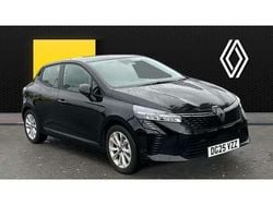 Black Used 2025 Renault Clio V Evolution Hatchback | £17,124 (Good price)