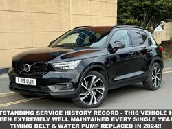 Black Used 2019 Volvo XC40 R-Design Pro SUV | £16,495