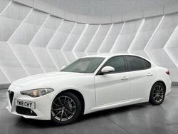 White Used 2018 Alfa Romeo Giulia Super Sedan | £10,250 (Expensive)