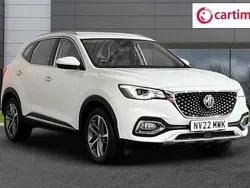 White Used 2022 MG HS Excite SUV | £13,750 (Fair price)