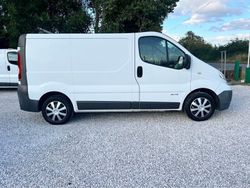 White Used 2009 Renault Trafic Van | £3,950 (A bit pricey)