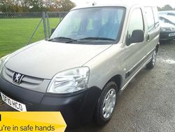 Blue Used 2010 Peugeot Partner Van | £3,000 (Fair price)