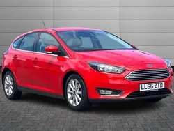 Race red Used 2016 Ford Focus Titanium Hatchback | £8,701 (Good price)