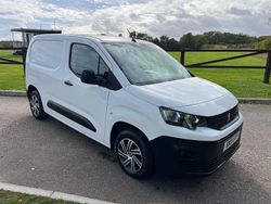 White Used 2019 Peugeot Partner MPV | £5,750 (Good price)