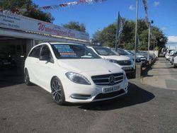 White Used 2014 Mercedes B180 MPV | £6,995 (Fair price)
