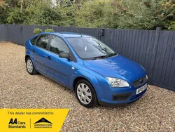 Blue Used 2006 Ford Focus Hatchback | £1,950 (Good price)