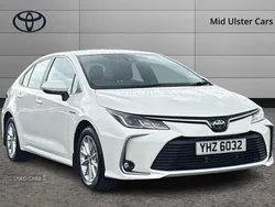 White Used 2019 Toyota Corolla Sedan | £13,995 (A bit pricey)