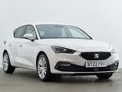 White Used 2022 Seat Leon SE Dynamic Hatchback | £13,998 (Fair price)