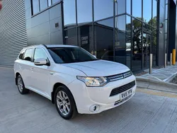 White Used 2015 Mitsubishi Outlander P-HEV Estate | £7,495 (Good price)