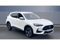 White Used 2023 MG HS SE SUV | £18,609 (Fair price)