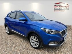 Blue Used 2019 MG ZS Excite Sedan | £8,495 (Fair price)