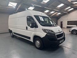 White Used 2019 Peugeot Boxer Van | £11,994 (Expensive)
