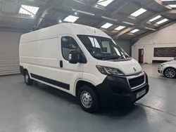 White Used 2019 Peugeot Boxer Van | £11,994 (Expensive)