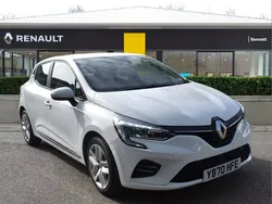 White Used 2020 Renault Clio V Play Hatchback | £9,980 (Good price)
