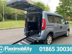 Blue Used 2017 Fiat Doblò Lounge MPV | £11,450 (A bit pricey)