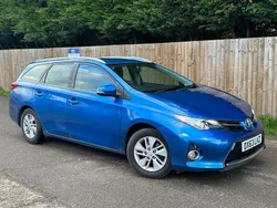 Blue Used 2013 Toyota Auris Hybrid Estate | £2,995