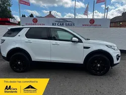 White Used 2018 Land Rover Discovery Sport HSE SUV | £11,495 (Good price)