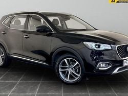 Black Used 2023 MG HS Excite SUV | £13,995 (Fair price)