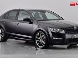 Obsidian black Used 2016 Skoda Octavia vRS Hatchback | £10,340 (Good price)