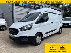 Frozen white (solid paint) Used 2022 Ford Transit Custom | £12,990 (Good price)