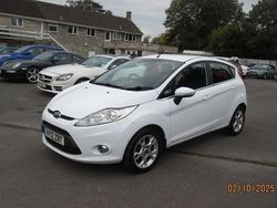 White Used 2012 Ford Fiesta Zetec Hatchback | £3,999 (Fair price)