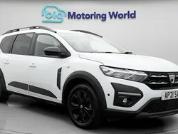 White Used 2022 Dacia Jogger Extreme MPV | £13,300 (Fair price)