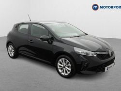 Black Used 2024 Renault Clio V Evolution Hatchback | £16,999 (Fair price)