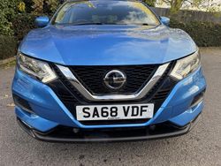 Blue Used 2018 Nissan Qashqai Acenta Premium SUV | £7,999 (Super price)