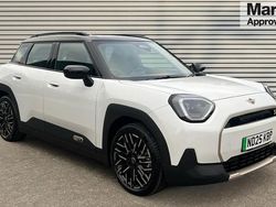 White New 2025 Mini Aceman Exclusive SUV | £30,990 (Super price)
