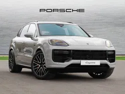 Crayon New 2024 Porsche Cayenne Turbo E-Hybrid SUV | £155,813