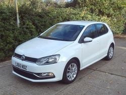 White Used 2015 VW Polo SE Hatchback | £5,995 (Good price)