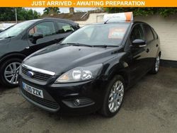 Black Used 2010 Ford Focus Zetec Hatchback | £2,699 (Fair price)